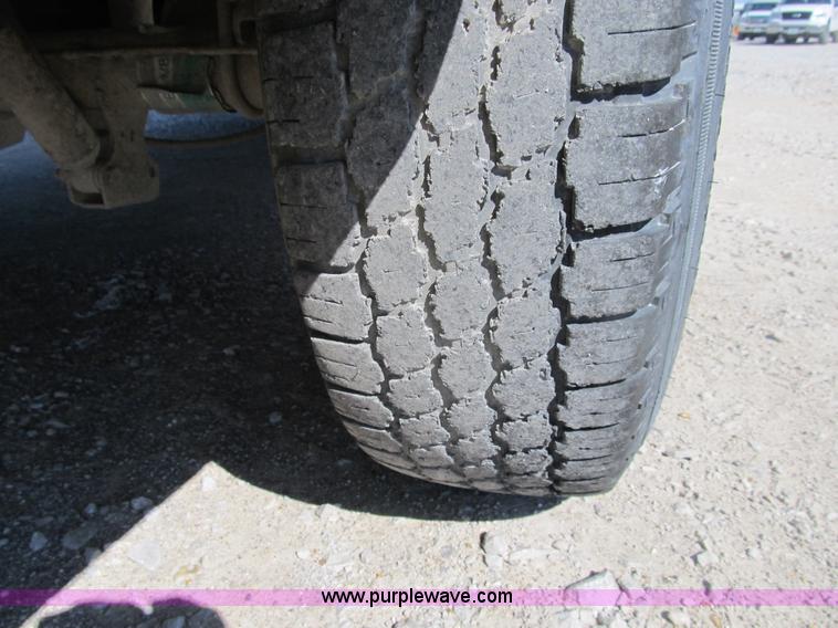 image for item B2914 2002 Ford F150 XLT SuperCab pickup truck