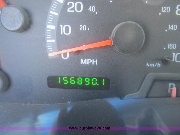 image for item B2914 2002 Ford F150 XLT SuperCab pickup truck