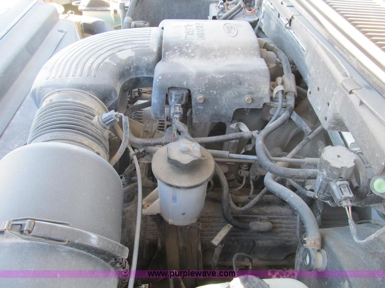 image for item B2914 2002 Ford F150 XLT SuperCab pickup truck