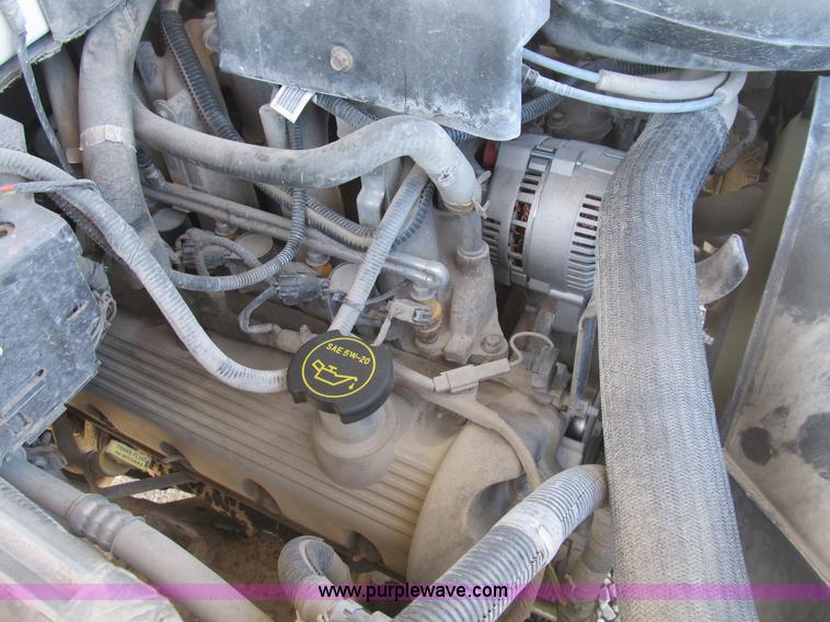 image for item B2914 2002 Ford F150 XLT SuperCab pickup truck