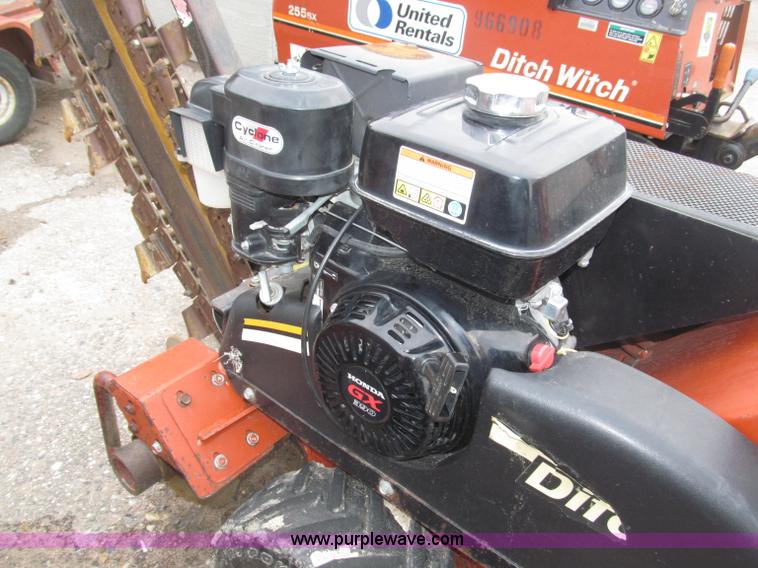 image for item B5274 2004 Ditch Witch 1330H  WB trencher