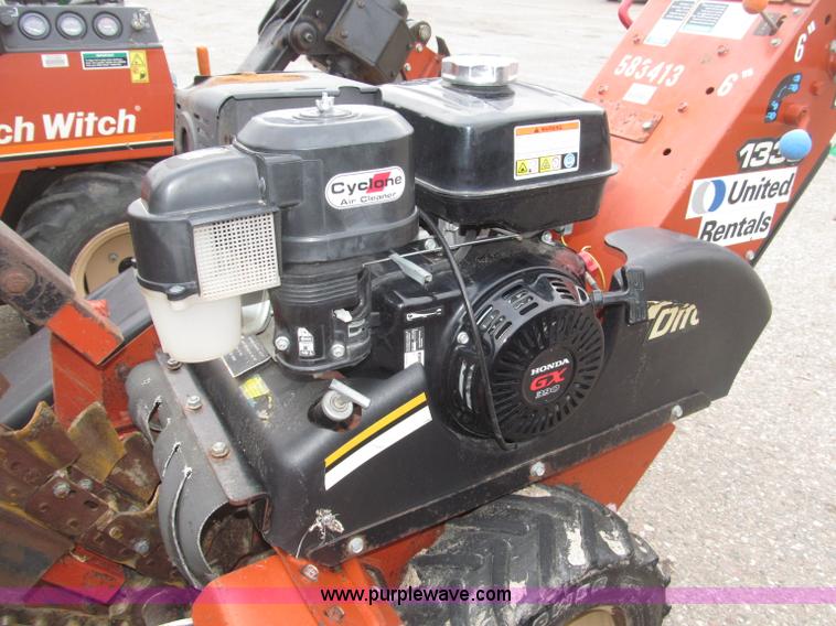 image for item B5274 2004 Ditch Witch 1330H  WB trencher