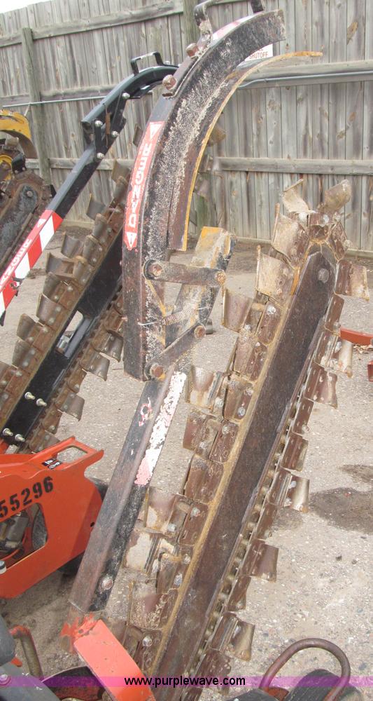 image for item B5274 2004 Ditch Witch 1330H  WB trencher