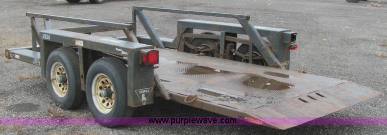 image for item C2933 2007 JLG 7614 tandem axle drop deck flatbed trailer