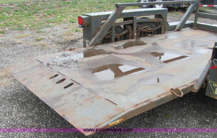 image for item C2933 2007 JLG 7614 tandem axle drop deck flatbed trailer