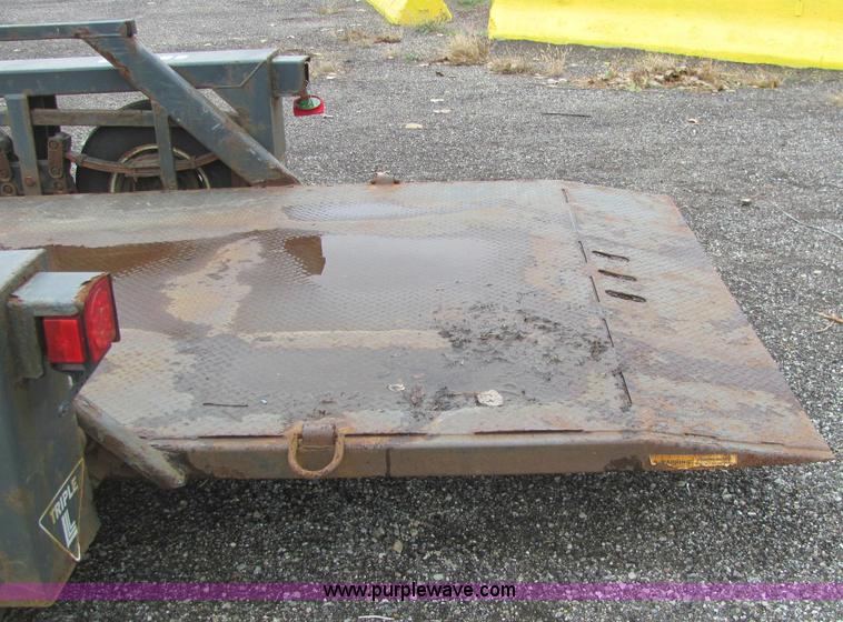 image for item C2933 2007 JLG 7614 tandem axle drop deck flatbed trailer