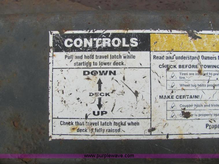 image for item C2933 2007 JLG 7614 tandem axle drop deck flatbed trailer