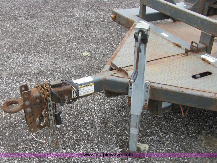 image for item C2933 2007 JLG 7614 tandem axle drop deck flatbed trailer