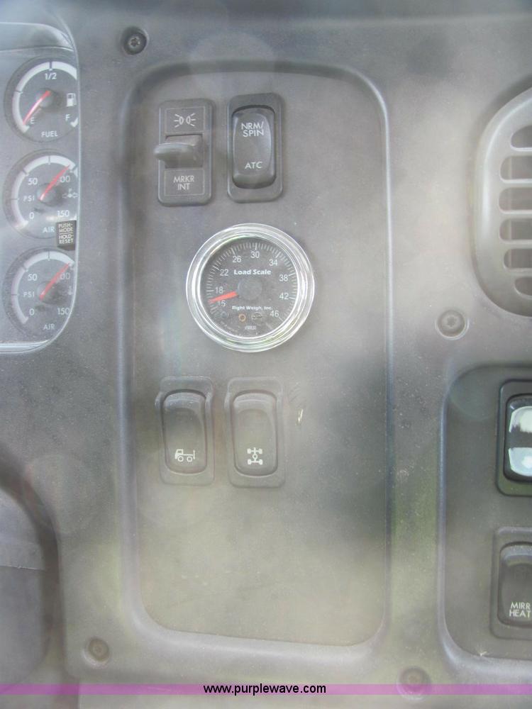 image for item C2935 2006 Freightliner M2 Business Class rollback truck