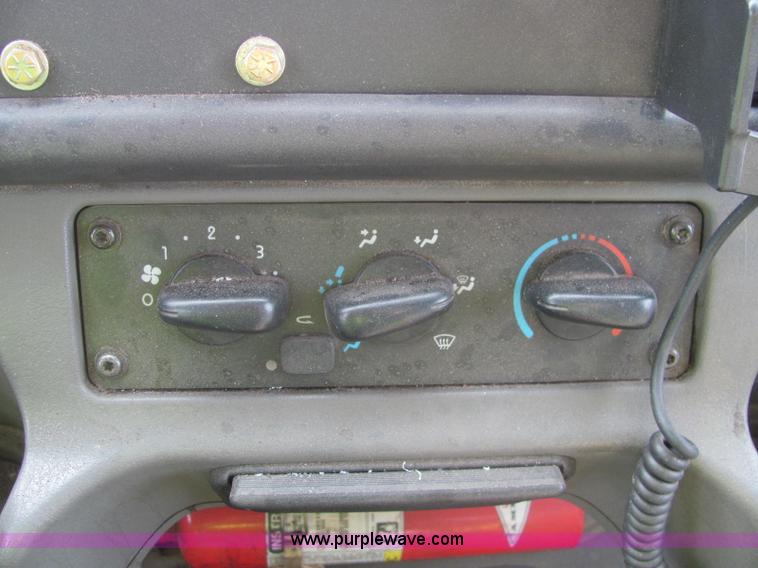 image for item C2935 2006 Freightliner M2 Business Class rollback truck