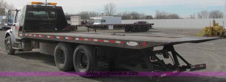 image for item C2935 2006 Freightliner M2 Business Class rollback truck