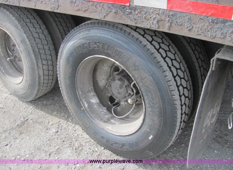 image for item C2935 2006 Freightliner M2 Business Class rollback truck