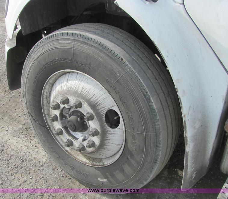 image for item C2935 2006 Freightliner M2 Business Class rollback truck