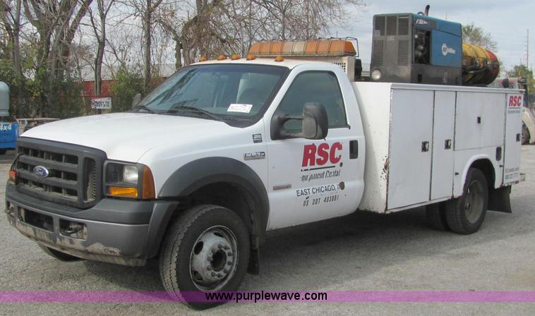 image for item C2936 2006 Ford F550 XL Super Duty service truck