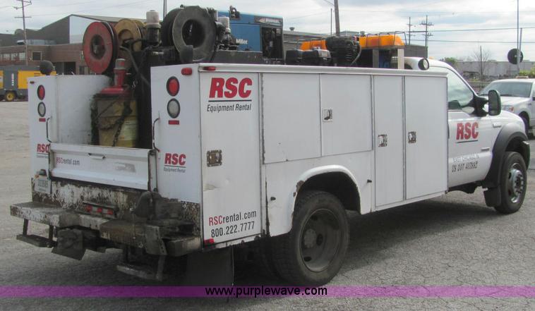 image for item C2936 2006 Ford F550 XL Super Duty service truck