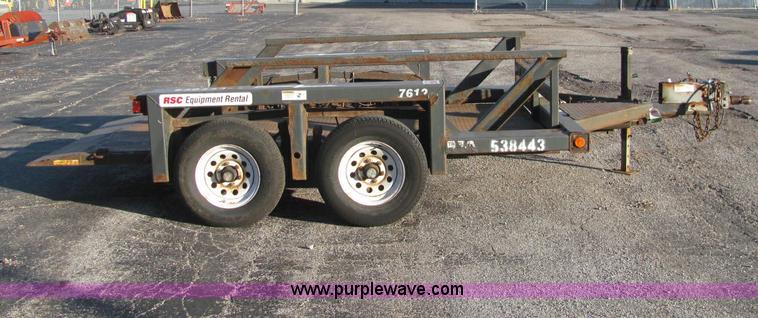 image for item C2939 2004 JLG 7612 tandem axle drop deck flatbed trailer