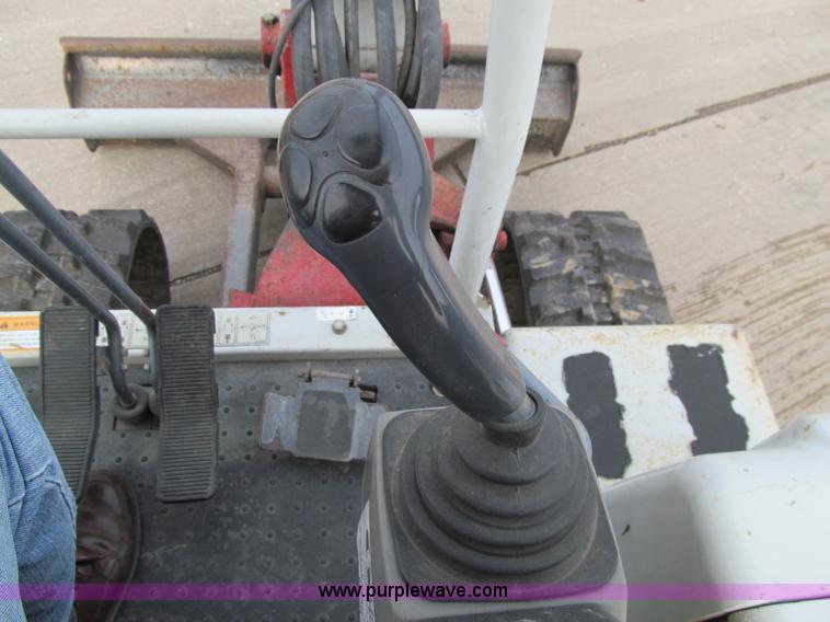 image for item D7004 2005 Takeuchi TB135 mini excavator