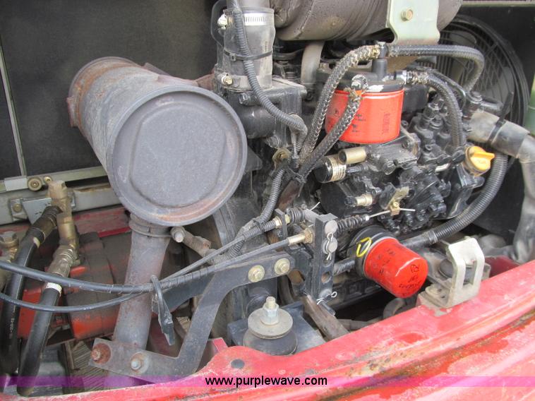 image for item D7004 2005 Takeuchi TB135 mini excavator