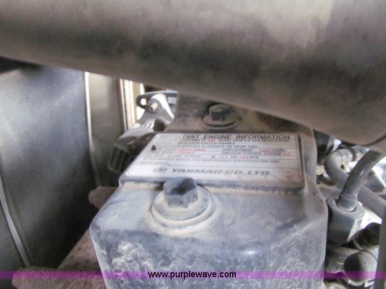 image for item D7004 2005 Takeuchi TB135 mini excavator