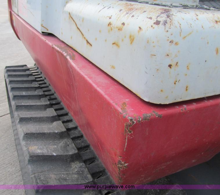 image for item D7004 2005 Takeuchi TB135 mini excavator