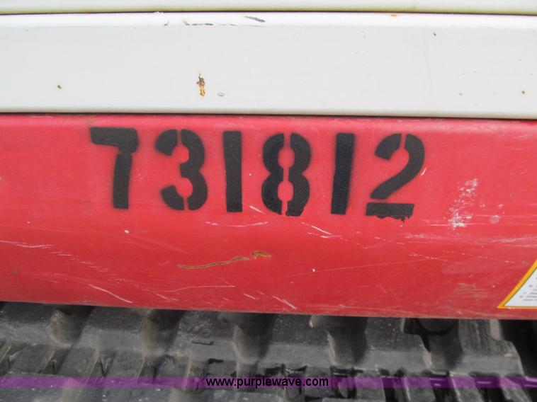 image for item D7004 2005 Takeuchi TB135 mini excavator