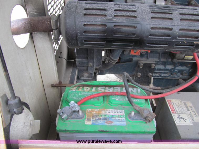 image for item D7005 2005 Terex Amida portable light tower