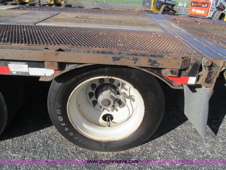 image for item F4631 2006 Ledwell Hydra-Tail 48' equipment trailer