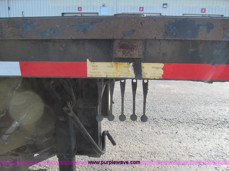 image for item F4631 2006 Ledwell Hydra-Tail 48' equipment trailer