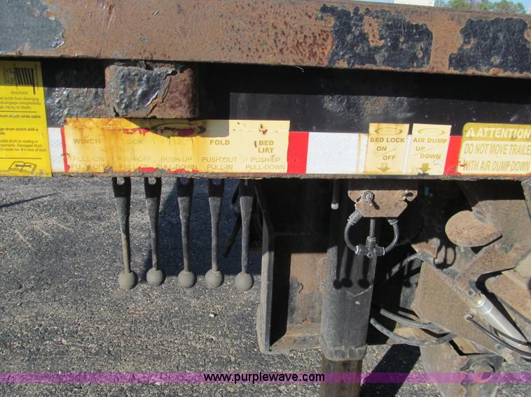 image for item F4631 2006 Ledwell Hydra-Tail 48' equipment trailer