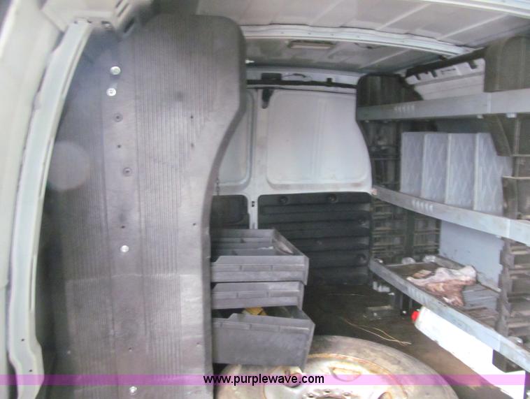 image for item F5548 2006 Chevrolet G2500 Express cargo van