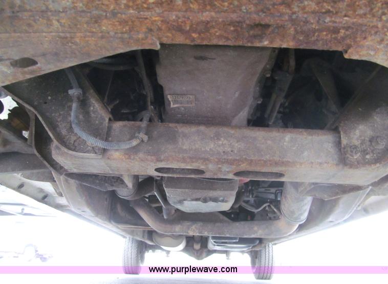 image for item F5548 2006 Chevrolet G2500 Express cargo van