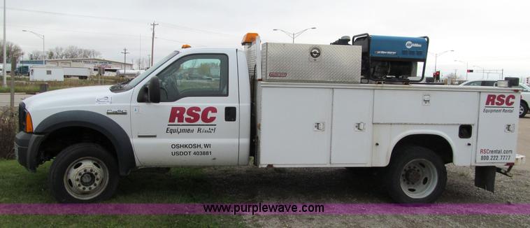 image for item F5549 2006 Ford F550 XL Super Duty service truck