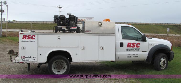 image for item F5549 2006 Ford F550 XL Super Duty service truck