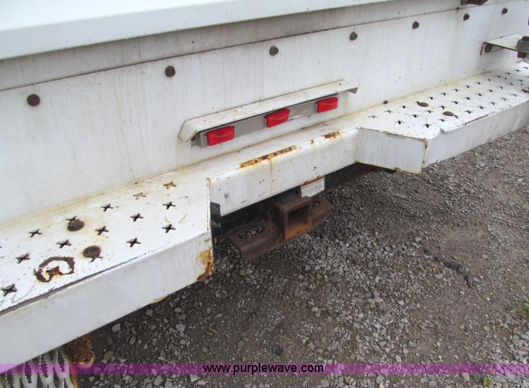 image for item F5549 2006 Ford F550 XL Super Duty service truck