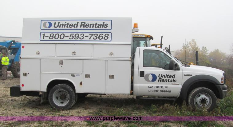 image for item F5550 2006 Ford F550 XL Super Duty service truck