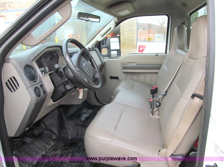 image for item F5551 2008 Ford F450 XL Super Duty service truck