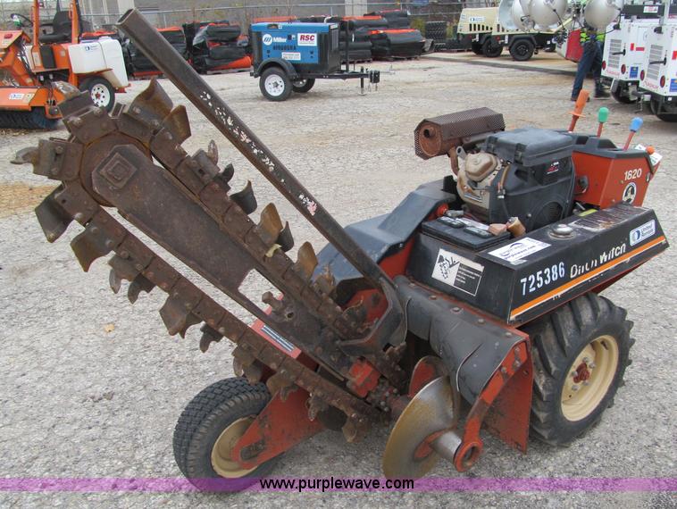 image for item F5556 2005 Ditch Witch 1820HE walk-behind trencher