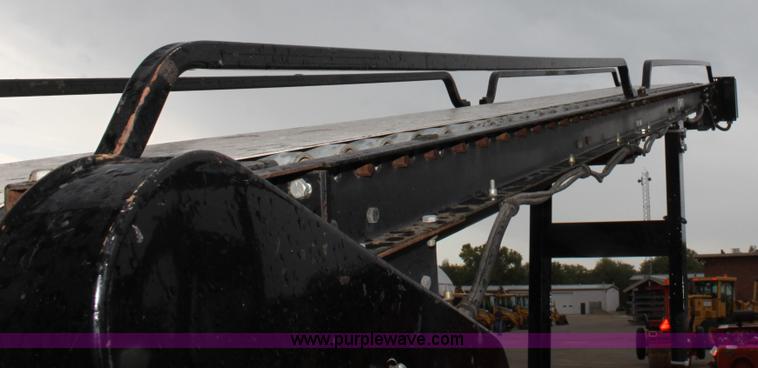 image for item B7415 2003 Craft Co SS-125 crack seal machine