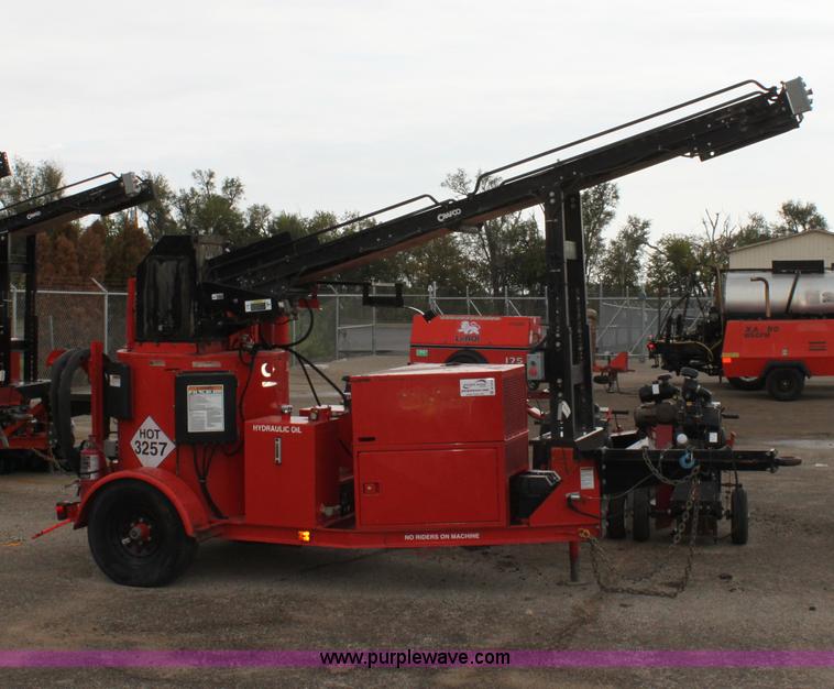 image for item B7419 2004 Craft Co SS-125 crack seal machine