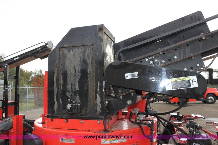 image for item B7419 2004 Craft Co SS-125 crack seal machine