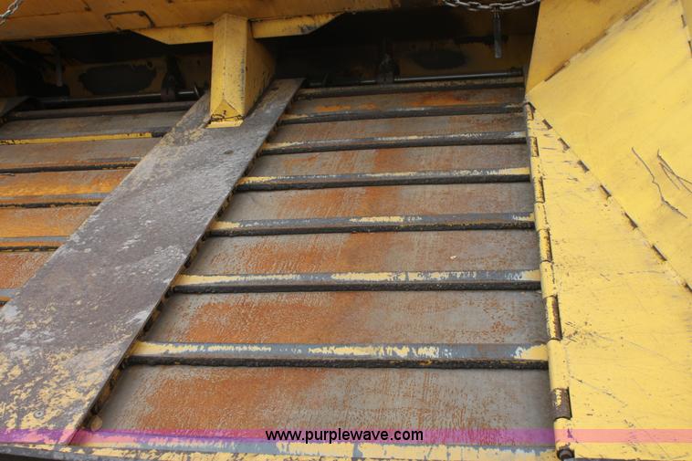 image for item E4018 2008 Bomag BF815 asphalt paver