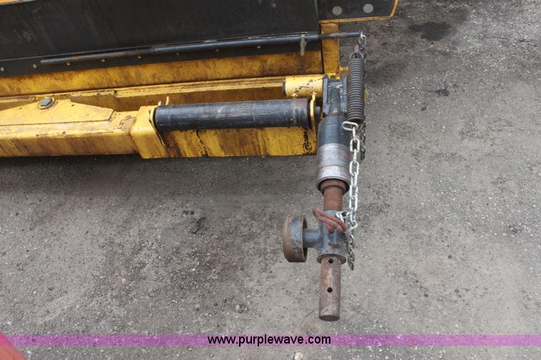 image for item E4018 2008 Bomag BF815 asphalt paver