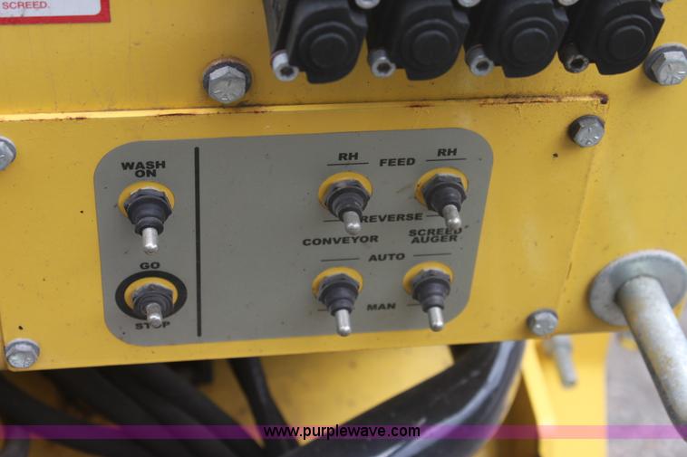 image for item E4018 2008 Bomag BF815 asphalt paver