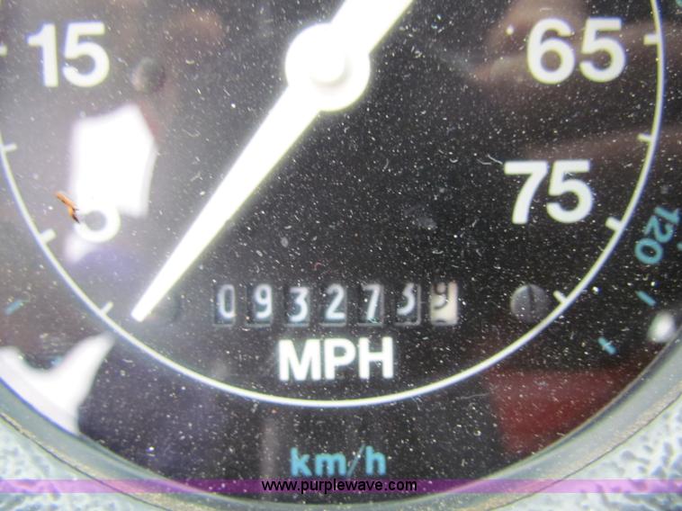 image for item E4025 1994 Ford LNT8000 bridge inspection truck