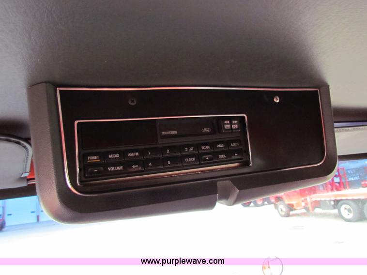 image for item E4025 1994 Ford LNT8000 bridge inspection truck