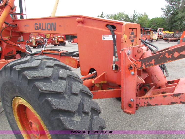 image for item E4034 1996 Galion 830B motor grader