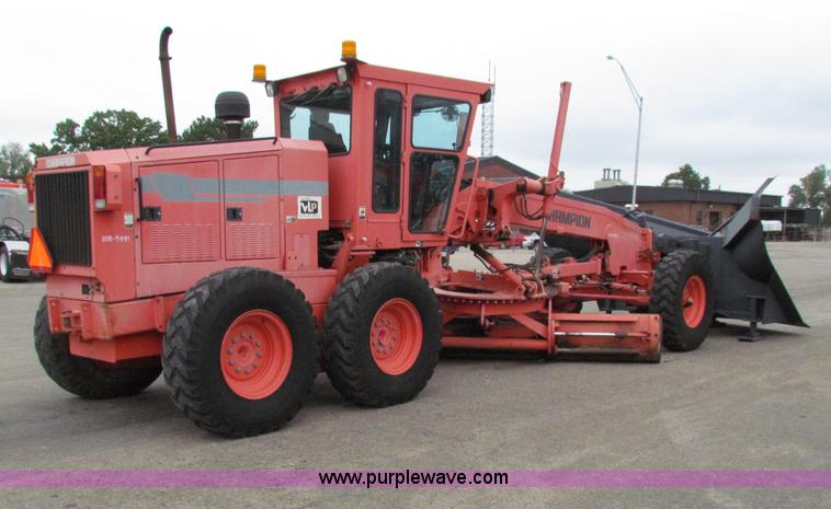 image for item E4035 2000 Champion 710A motor grader