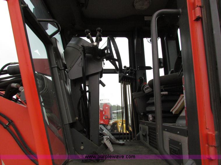 image for item E4035 2000 Champion 710A motor grader