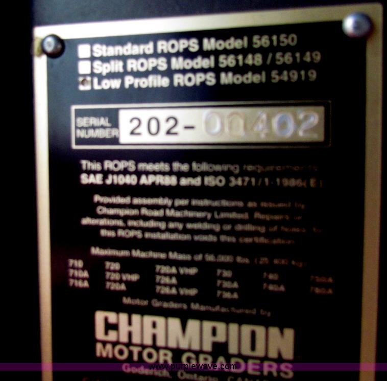 image for item E4035 2000 Champion 710A motor grader