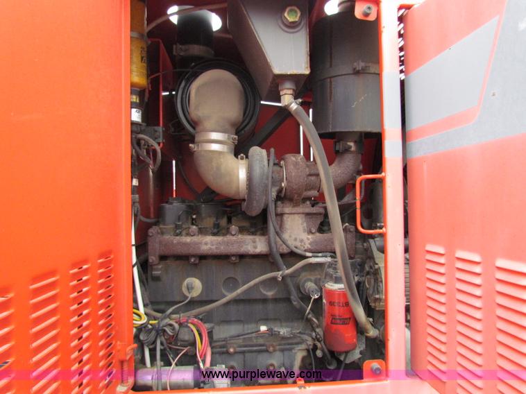 image for item E4035 2000 Champion 710A motor grader